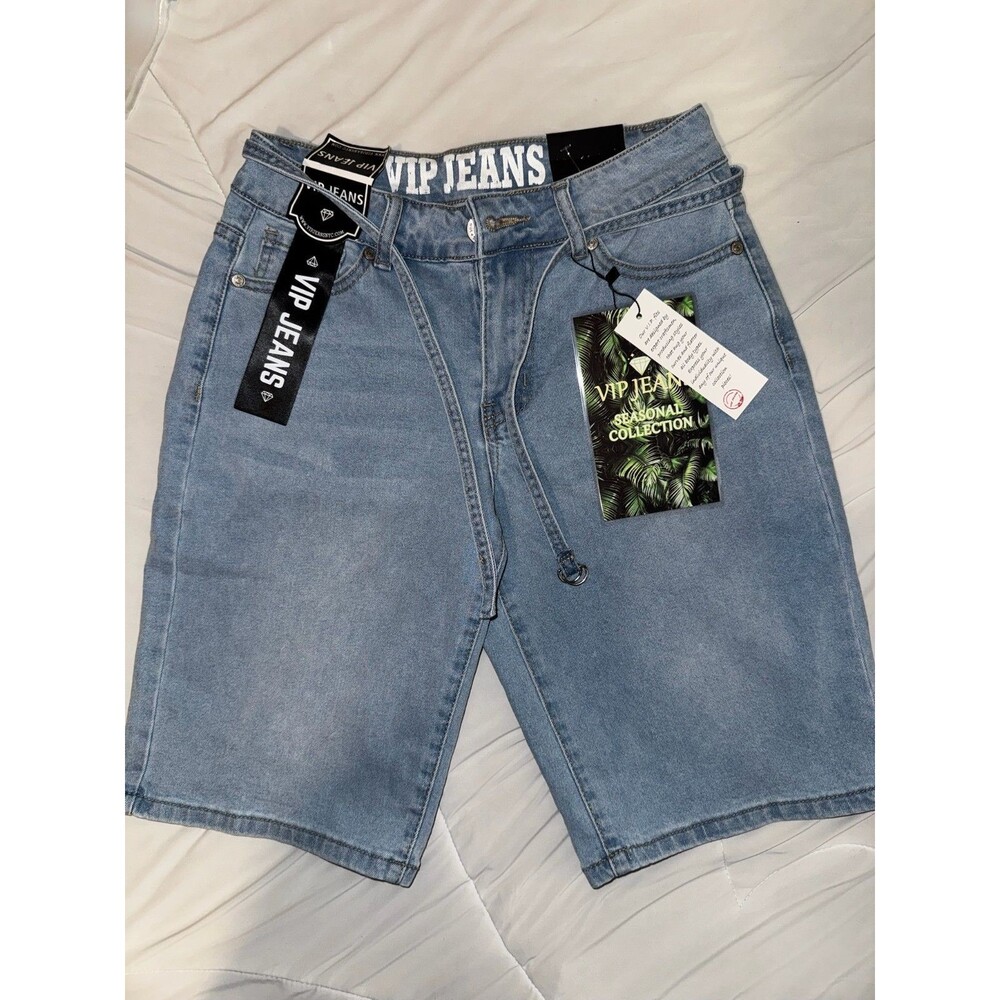VIP Jeans Sculpting Stretch Bermuda Shorts Womens 1/25 Light Wash Denim NWT